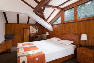 Фото номера Люкс с 1 спальней — Полупансион Отель Victoria Hotel Borovets - Half Board г. Боровец 6