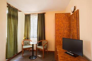 Фото номера Двухместный номер с 1 кроватью - Полупансион Отель Victoria Hotel Borovets - Half Board г. Боровец 5