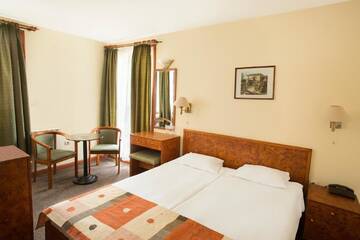 Фото номера Двухместный номер с 1 кроватью - Полупансион Отель Victoria Hotel Borovets - Half Board г. Боровец 7