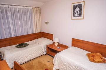 Фото номера Двухместный номер с 2 отдельными кроватями Отель Breza Hotel г. Боровец 5