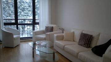 Фото номера Апартаменты с 1 спальней Апарт-отели Persey Flora Apartments г. Боровец 13