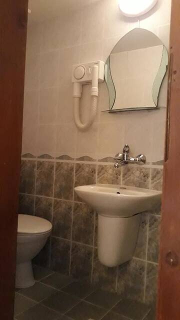 Фото номера Двухместный номер с 1 кроватью или 2 отдельными кроватями Отель Villa Sveti Dimitar г. Боровец 5