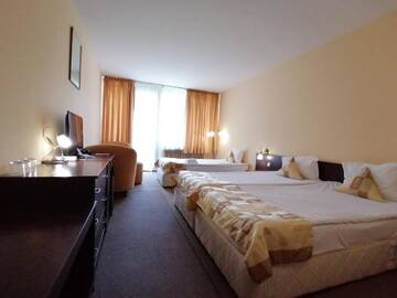 Фото номера Трехместный номер Отель ELA hotel г. Боровец 3